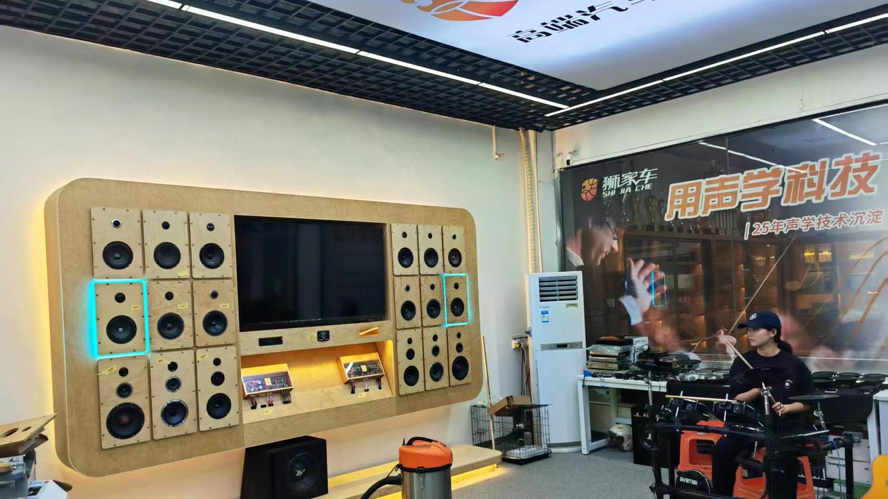 看比赛成绩选汽车音响改装店靠谱吗?赛事导向选店的利与弊相关的湛江汽车音响改装实拍封面